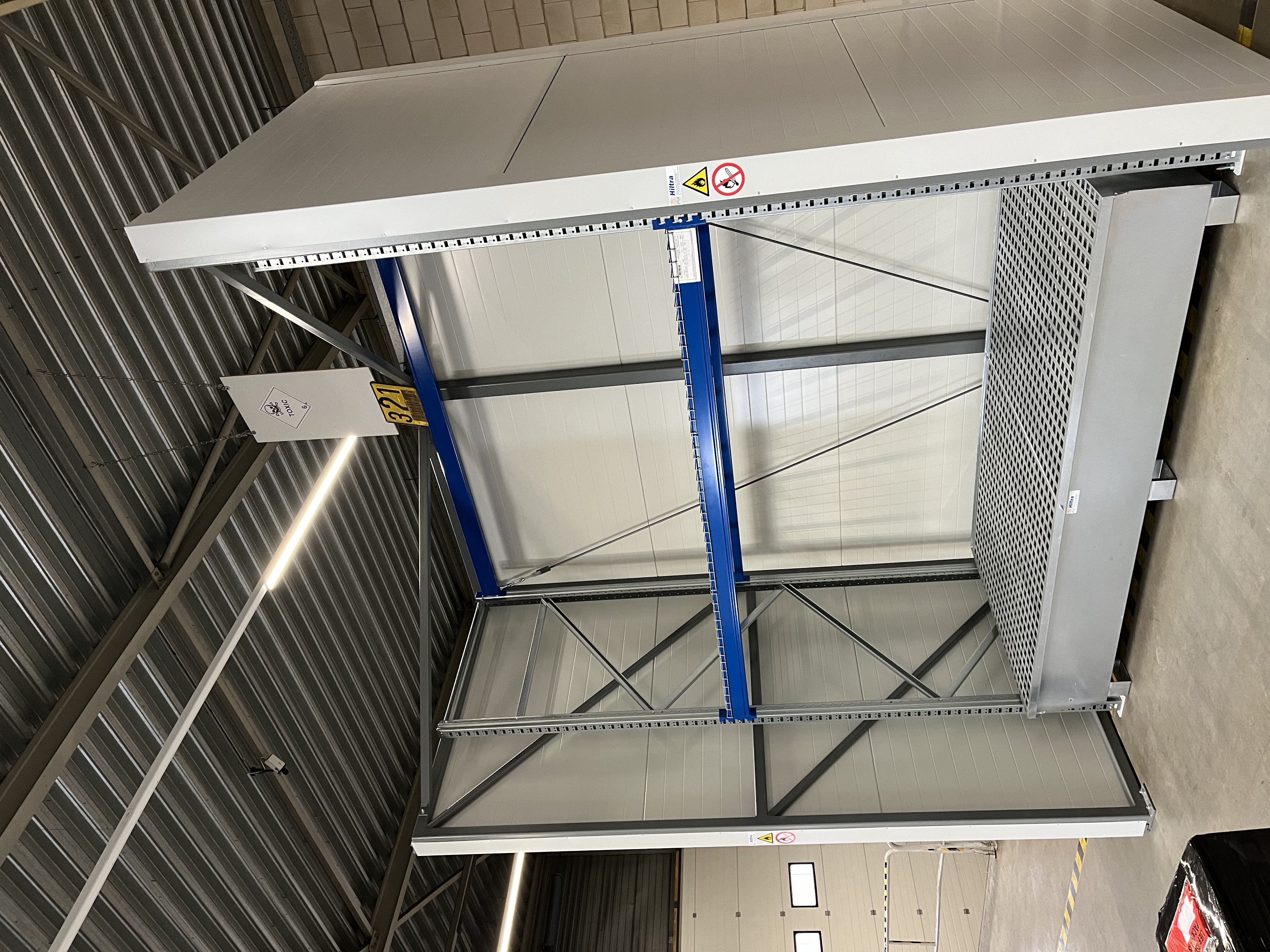 Paardenboxen DB Schenker